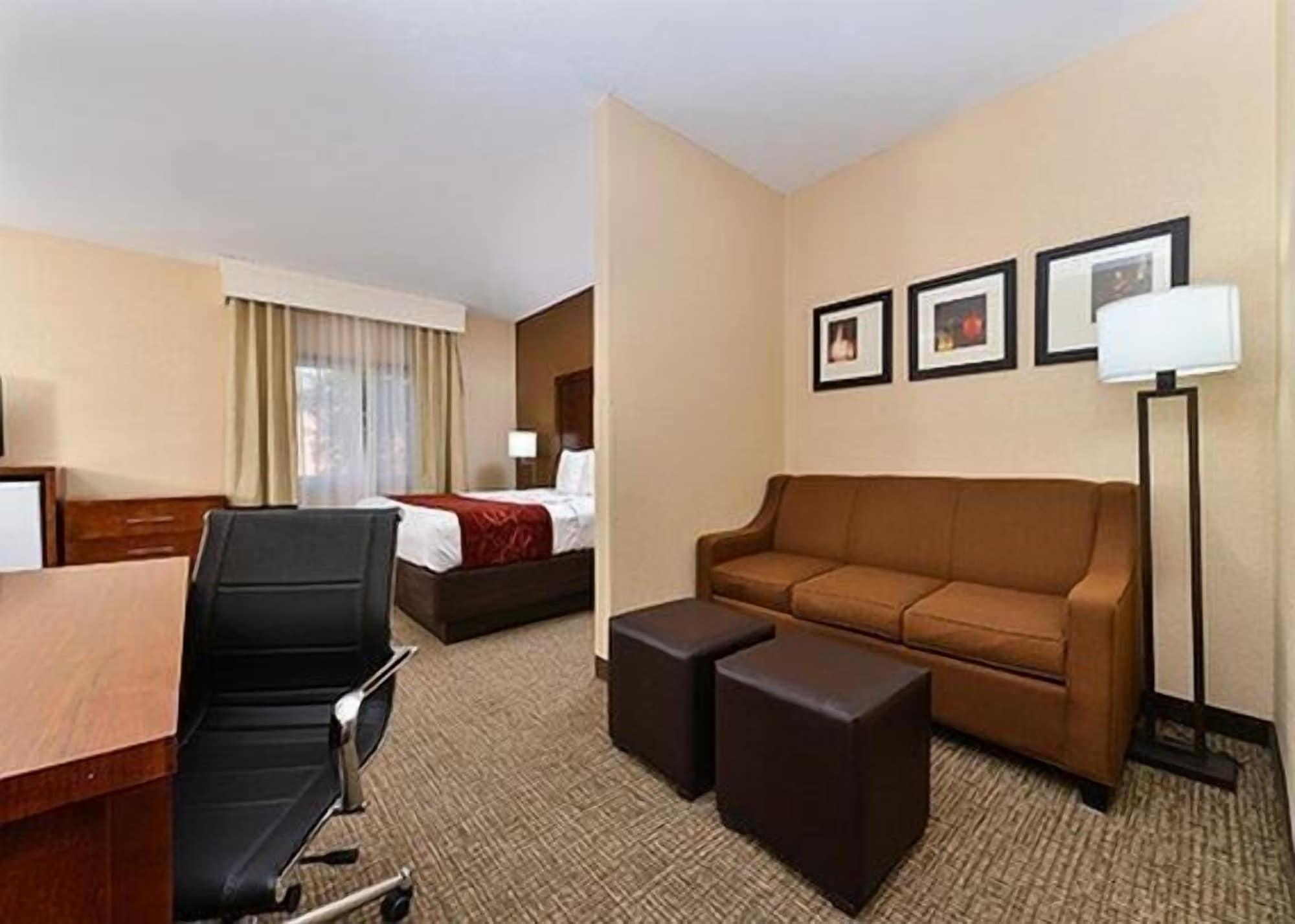 Comfort Suites Omaha Northwest Εξωτερικό φωτογραφία