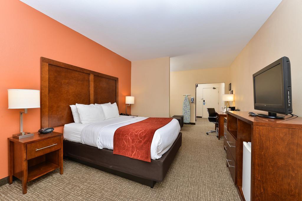 Comfort Suites Omaha Northwest Εξωτερικό φωτογραφία
